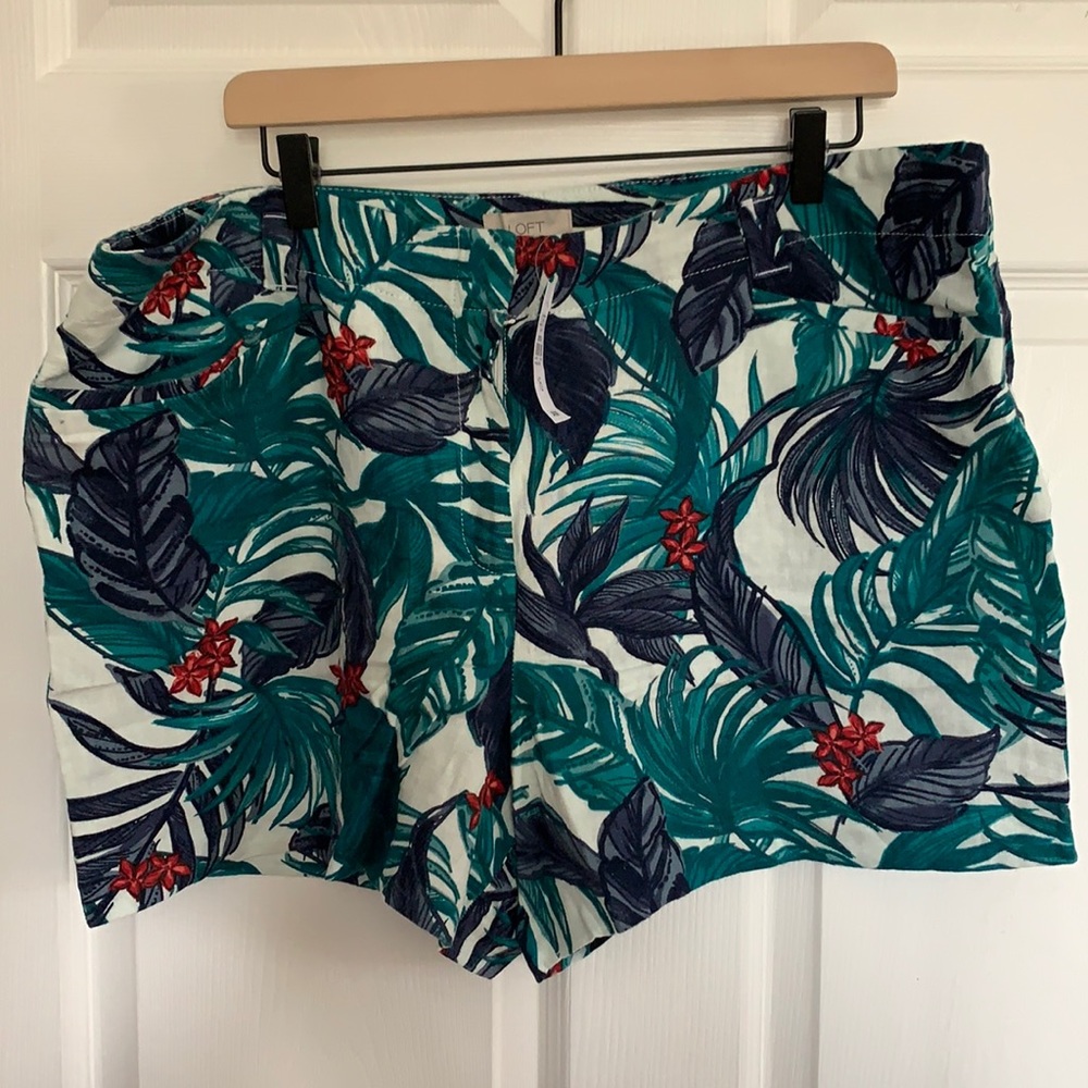 Linen shorts